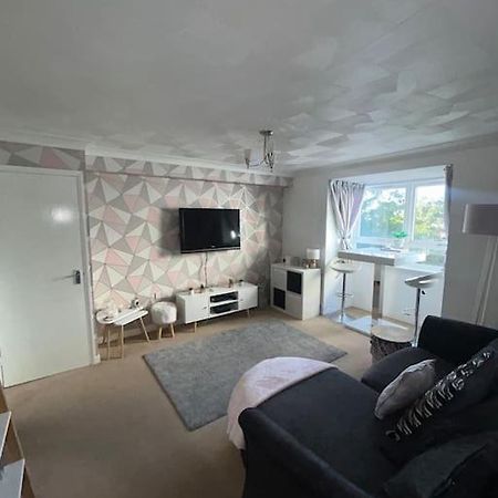 1 Bedroom Flat, ボーンマス エクステリア 写真
