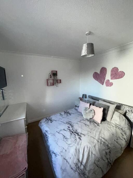 1 Bedroom Flat, ボーンマス エクステリア 写真